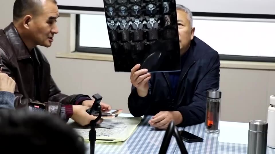 中风影像解析视频封面