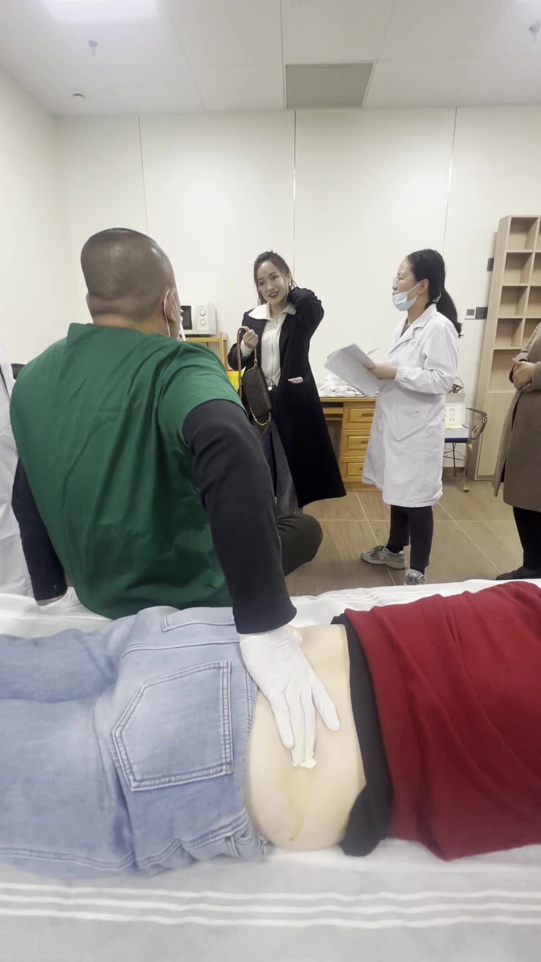 头晕:肩胛内上角定位操作视频封面