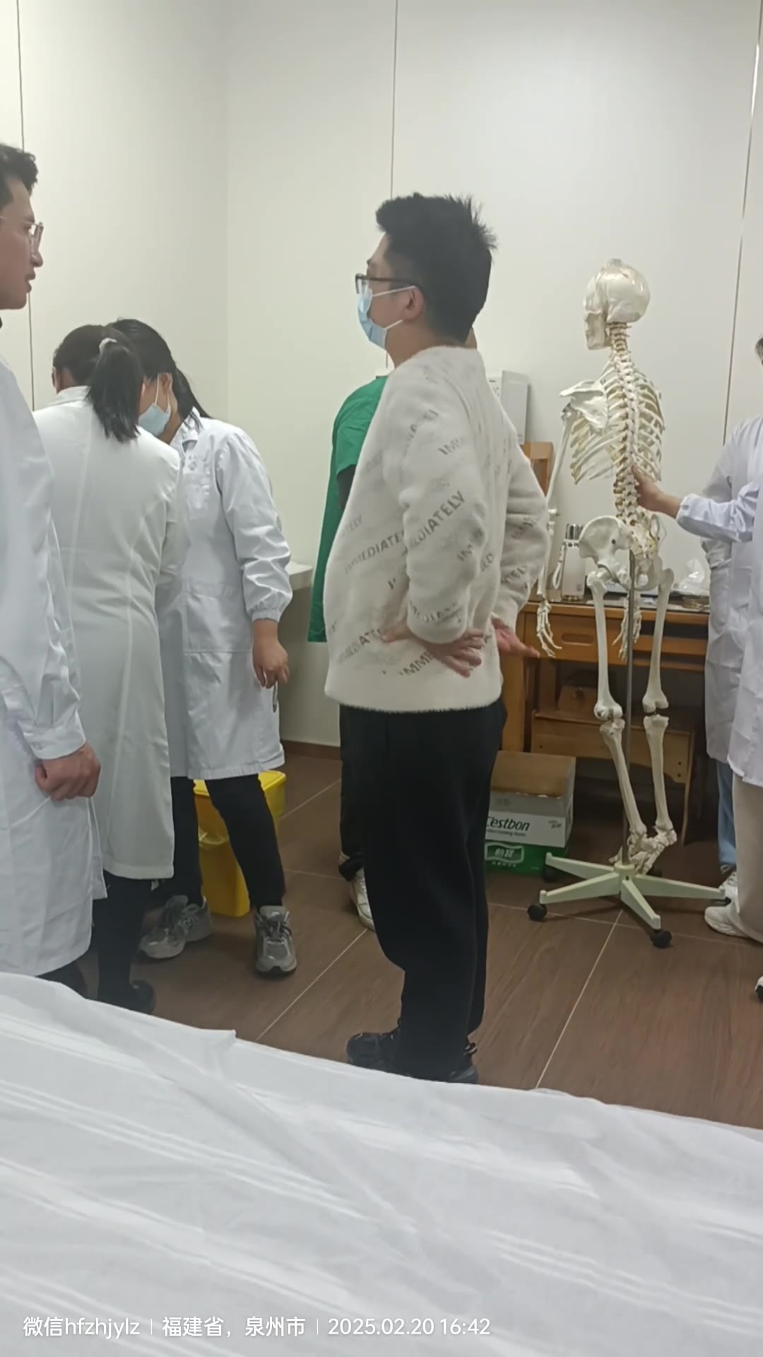 蹲厕脚麻:腹部针刀与针感训练视频封面