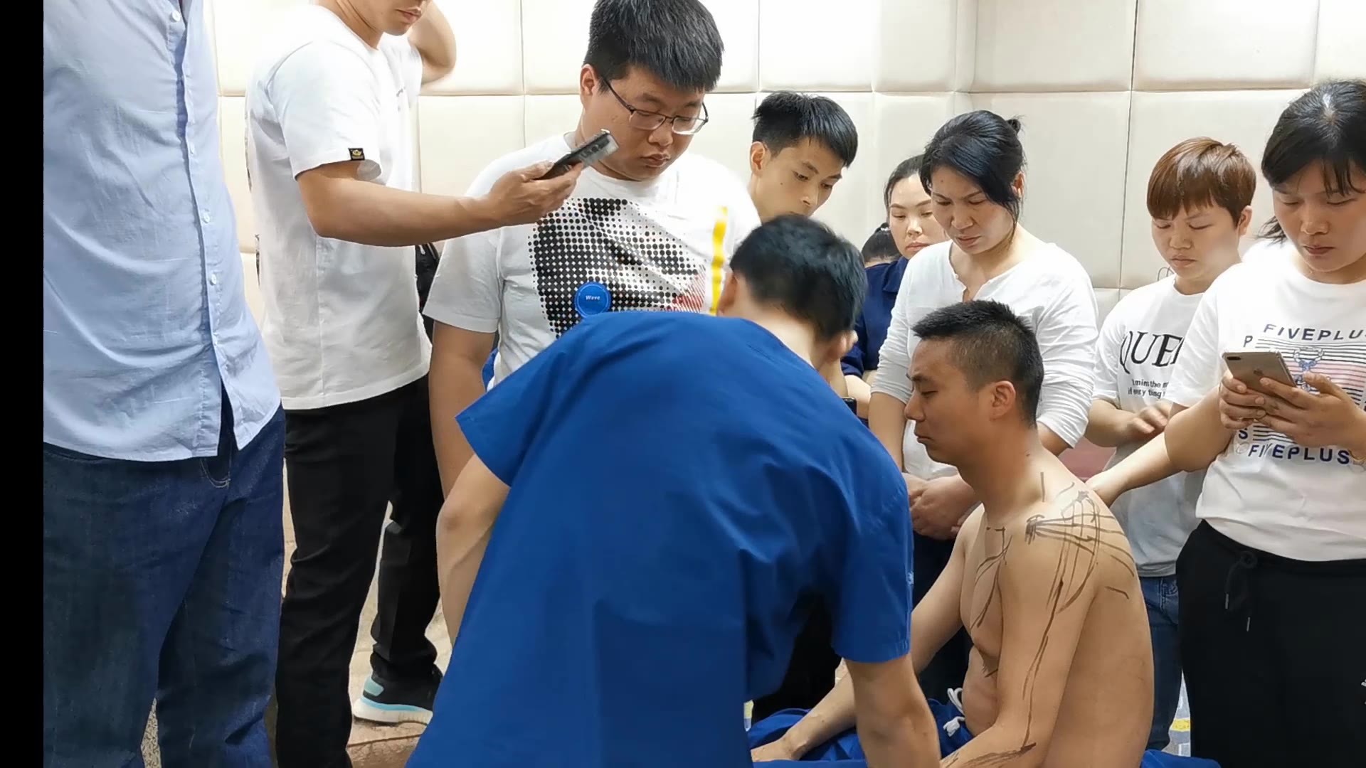 肌贴对于网球肘 高尔夫球肘的运用视频封面