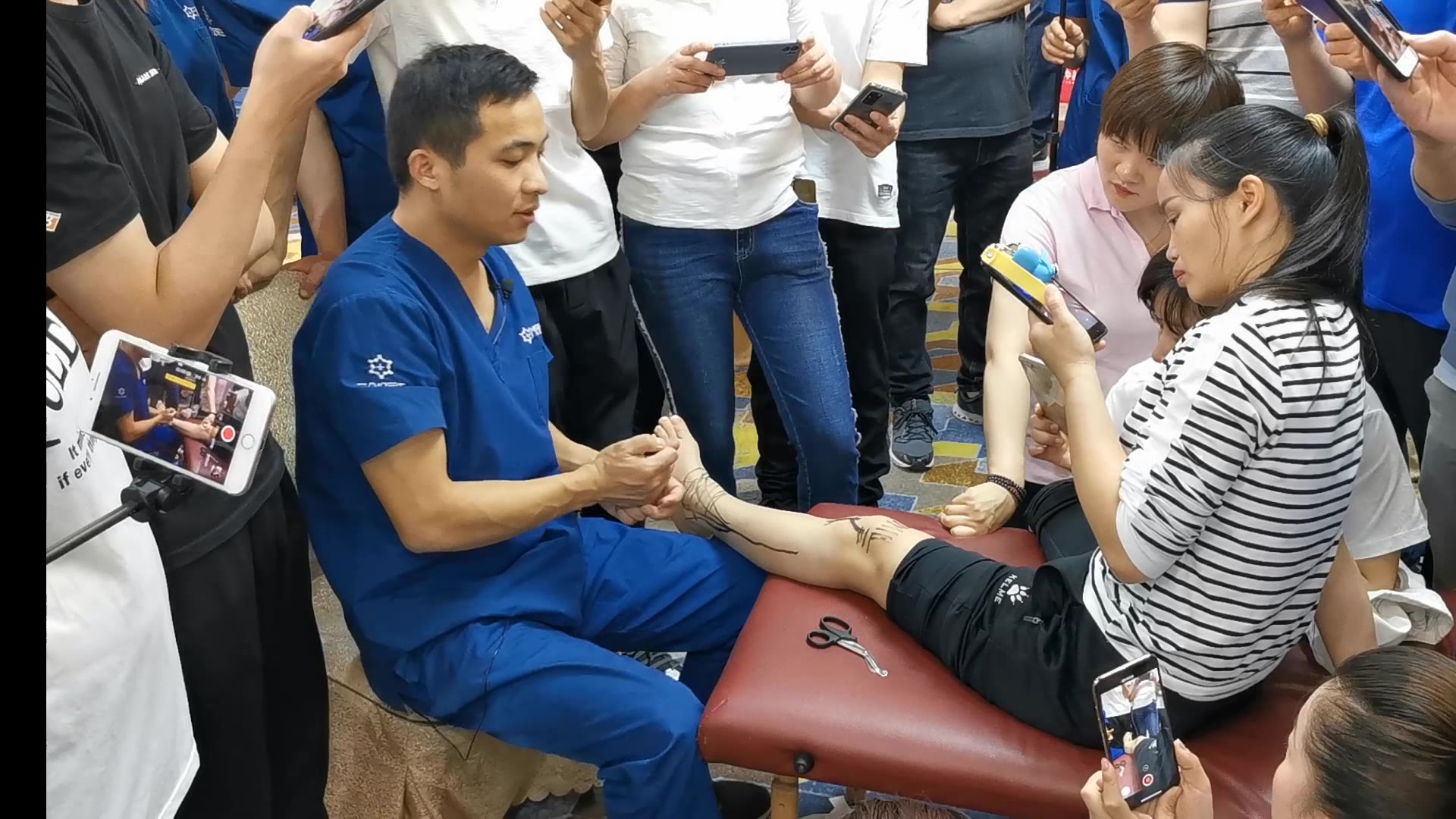 鹅足滑囊炎视频封面